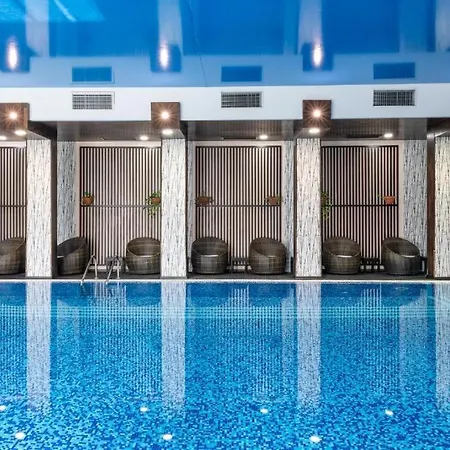 Garden Of Eden Ground Floor With Pool And Sea View *